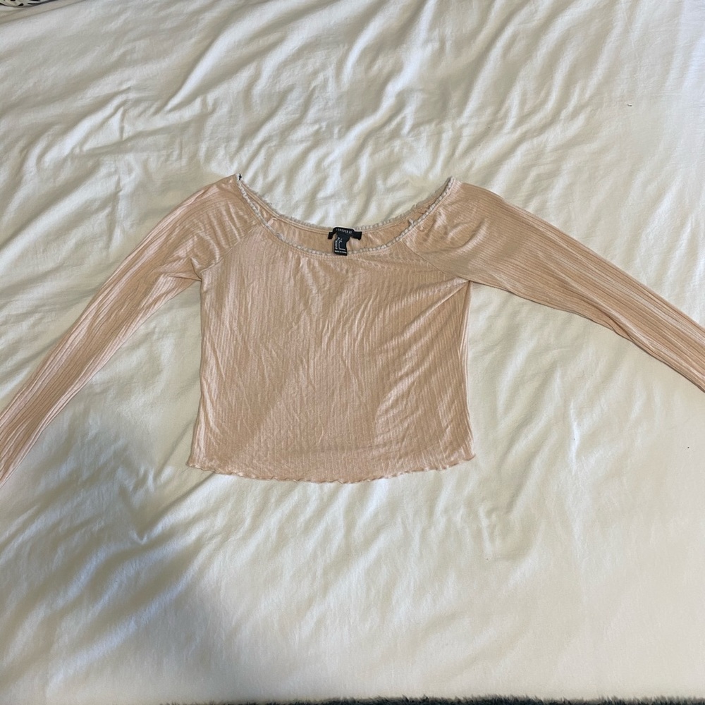 Light pink long sleeve crop-forever 21